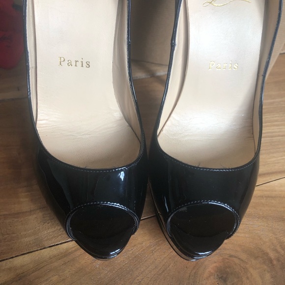 Christian Louboutin heels - Picture 4 of 8